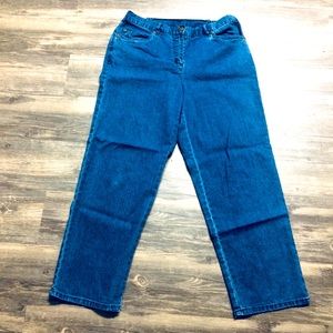 Ruby Rd high waisted pull on cropped Jeans 8P